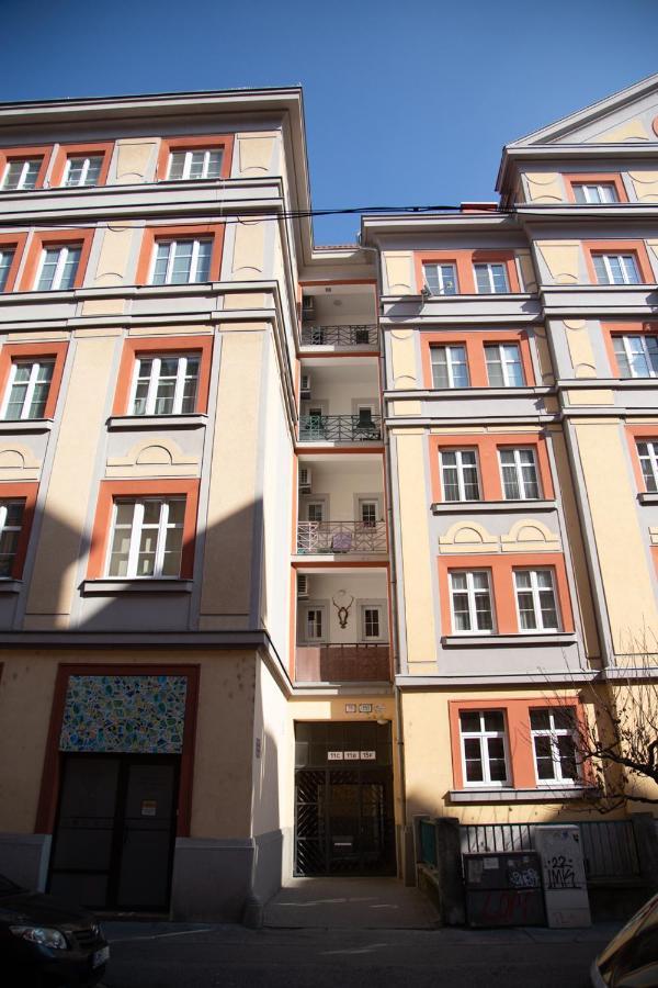 Velky 3-Izbovy Apartman Bratislava-Stare Mesto Dış mekan fotoğraf