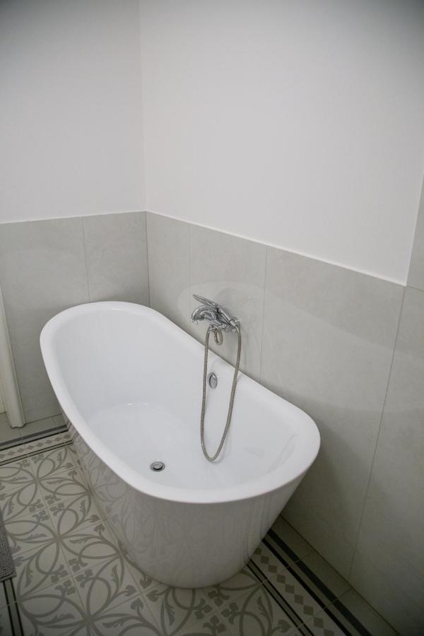 Velky 3-Izbovy Apartman Bratislava-Stare Mesto Dış mekan fotoğraf